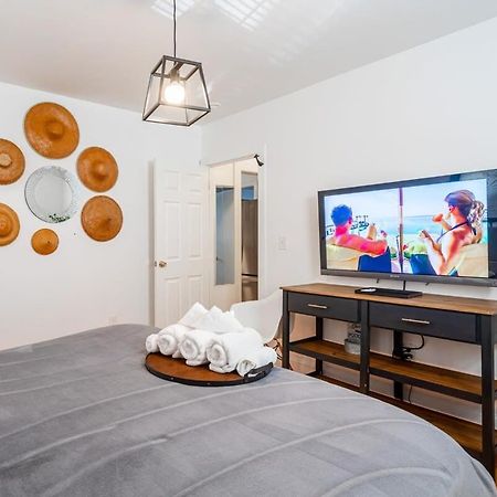 Апартаменти The Blue Sapphire 2Br 2 King Beds & Ample Backyard Бріджпорт Екстер'єр фото