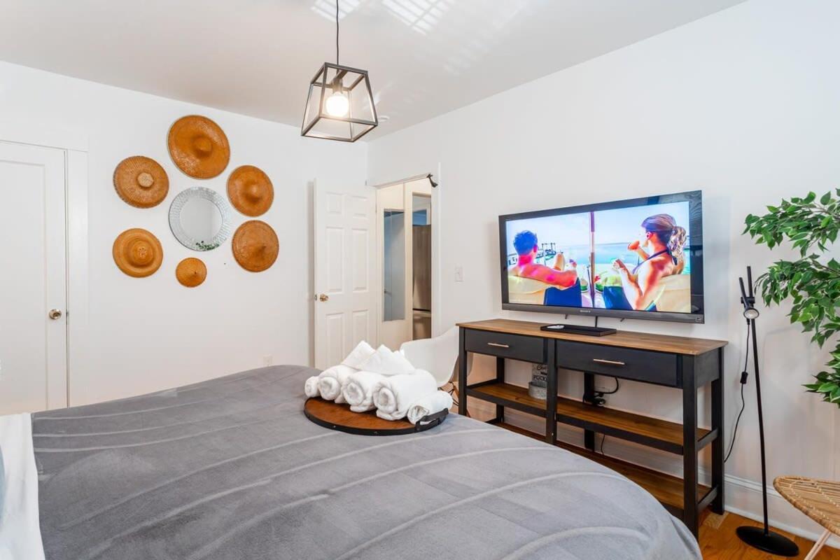 Апартаменти The Blue Sapphire 2Br 2 King Beds & Ample Backyard Бріджпорт Екстер'єр фото
