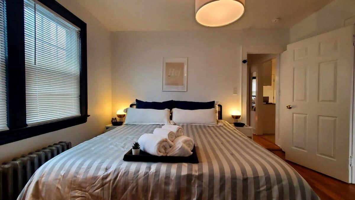 Апартаменти The Blue Sapphire 2Br 2 King Beds & Ample Backyard Бріджпорт Екстер'єр фото